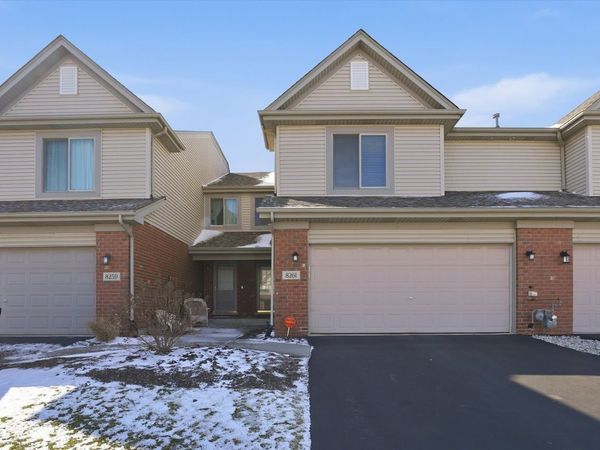 8261 Pecan Place , Frankfort, IL 60423