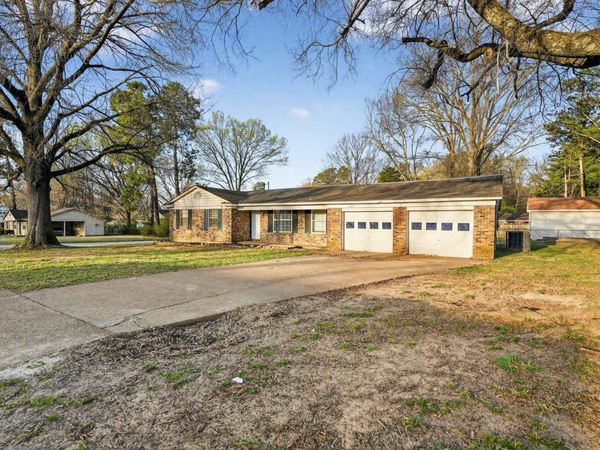 3697 LAKEHURST DR, Memphis, TN 38128
