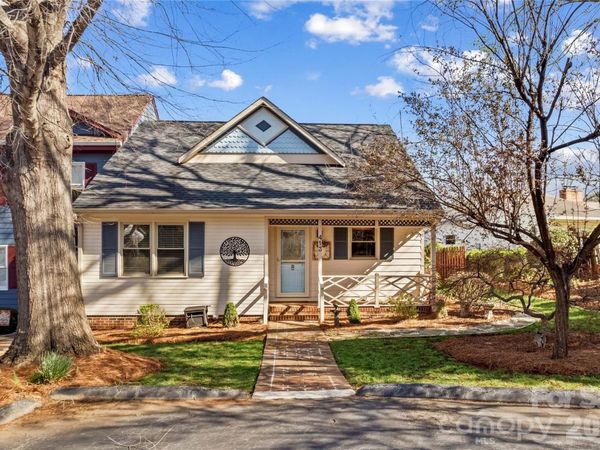 413 Windsor Lane, Statesville, NC 28677