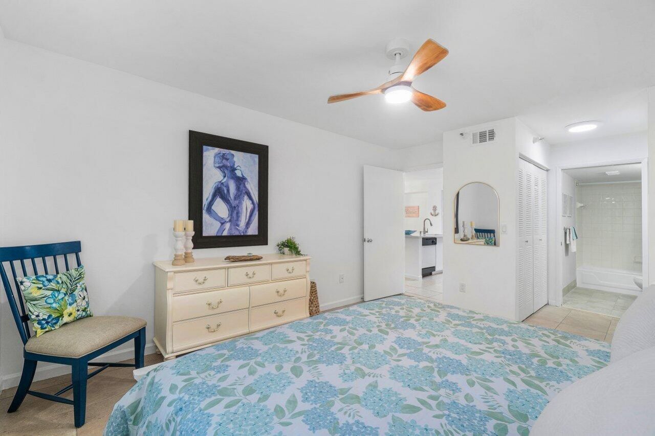 131 Yacht Club Way, Unit 106, Hypoluxo, FL 33462 Photo