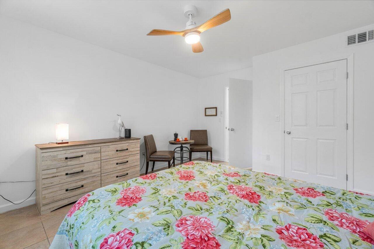 131 Yacht Club Way, Unit 106, Hypoluxo, FL 33462 Photo