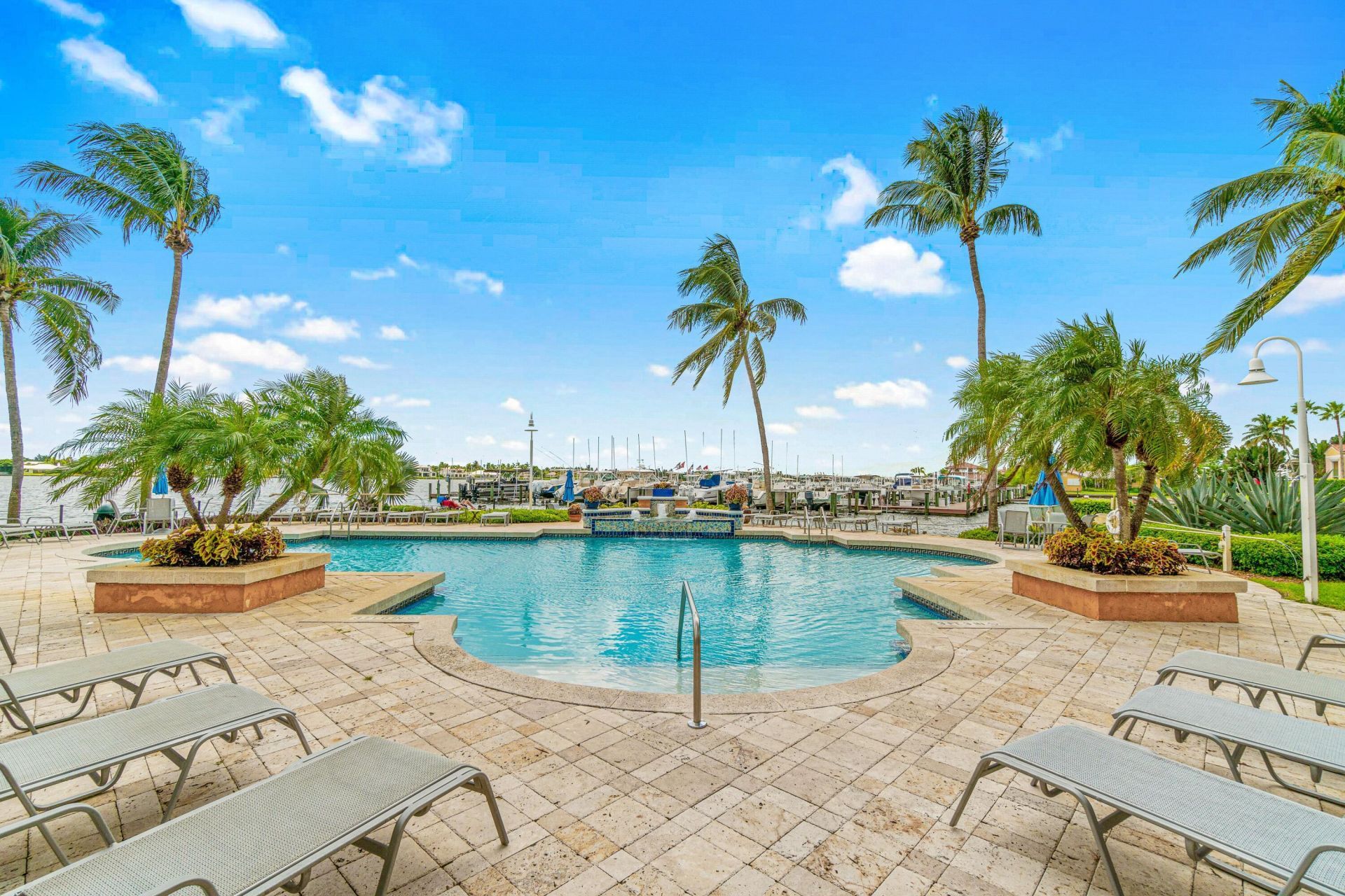 131 Yacht Club Way, Unit 106, Hypoluxo, FL 33462 Photo