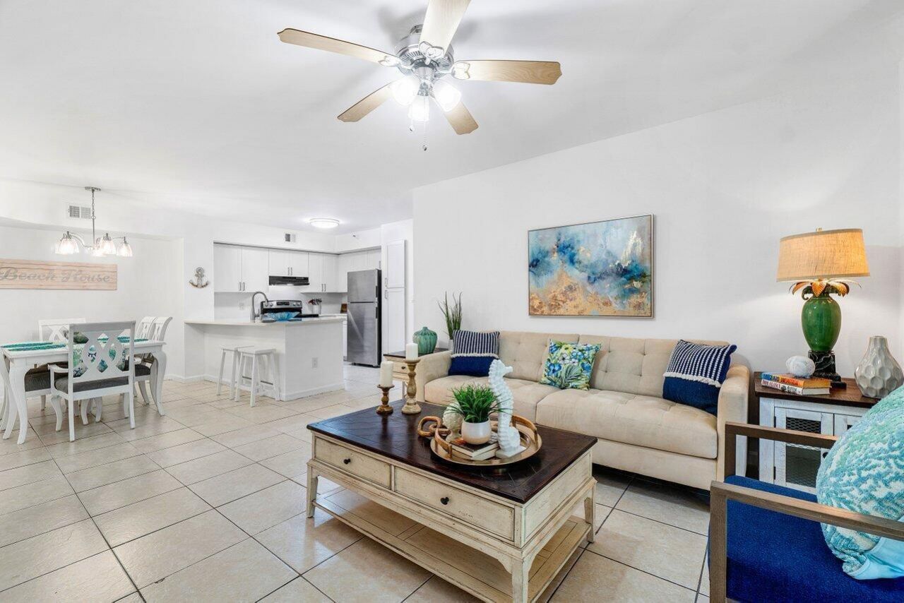 131 Yacht Club Way, Unit 106, Hypoluxo, FL 33462 Photo