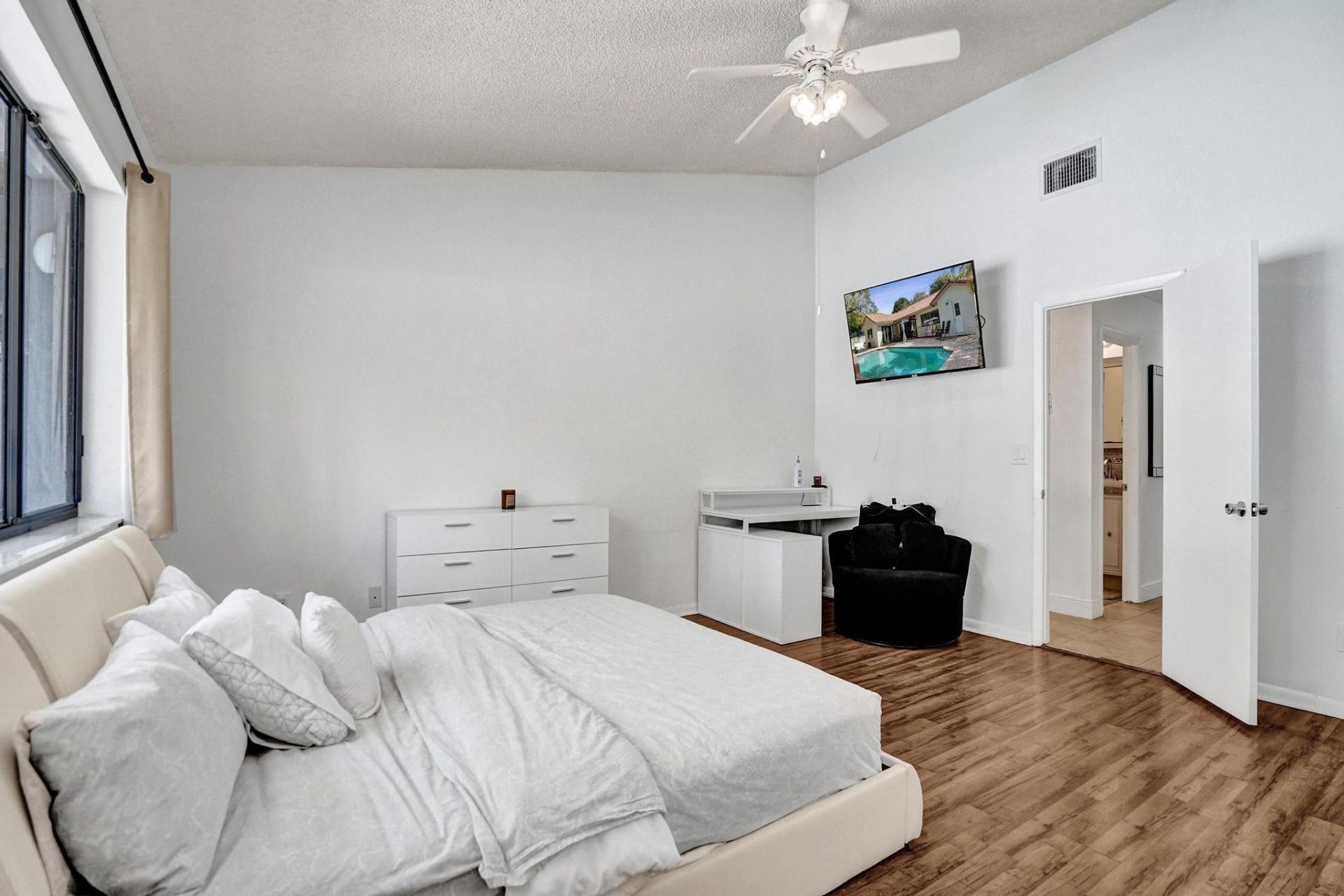 10527 Zurich Street, Cooper City, FL 33026 Photo