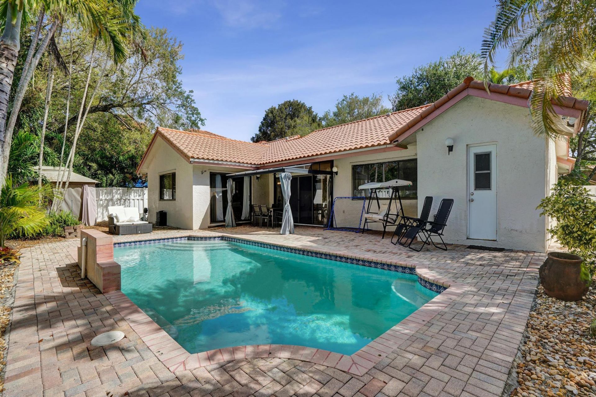 10527 Zurich Street, Cooper City, FL 33026 Photo