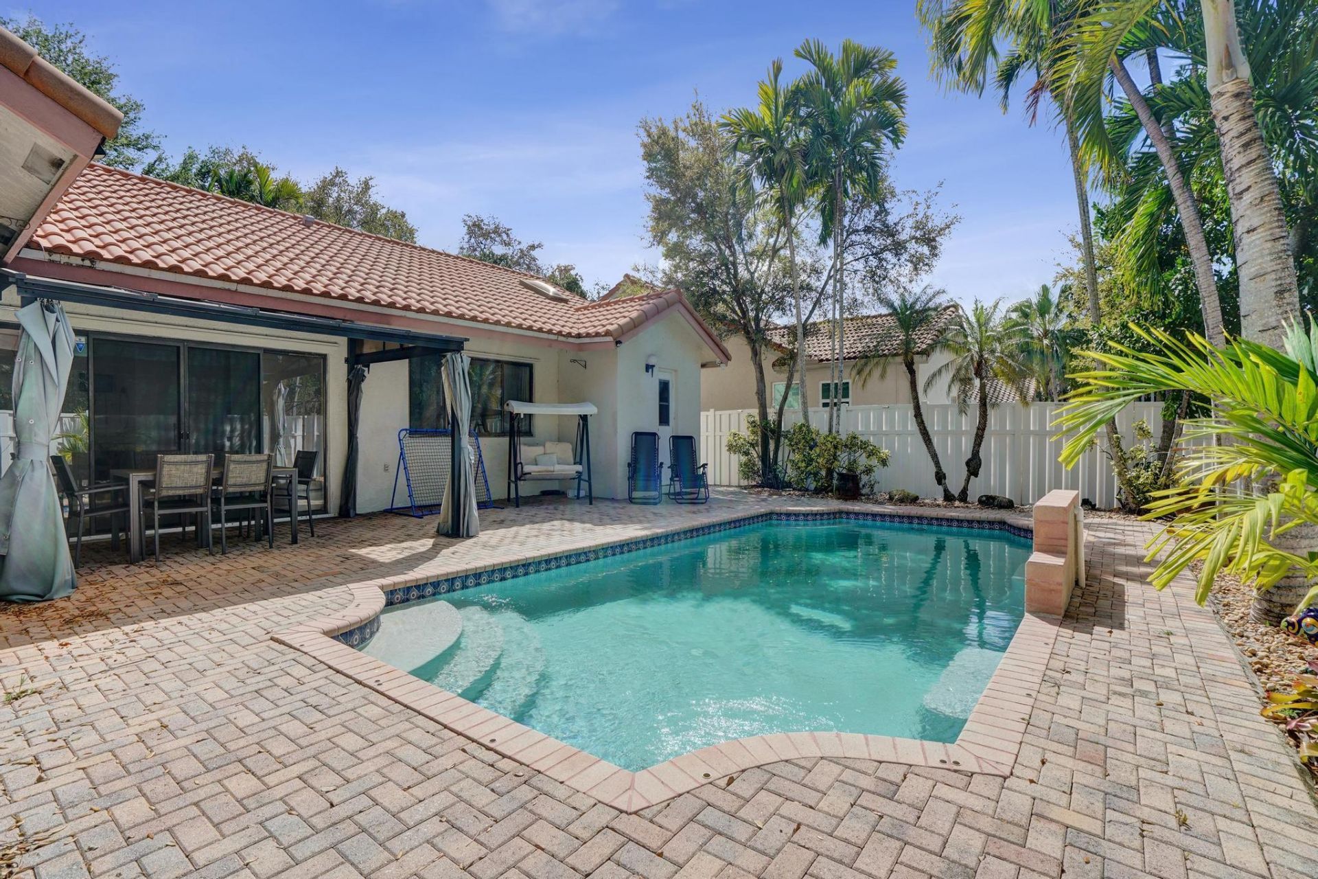 10527 Zurich Street, Cooper City, FL 33026 Photo