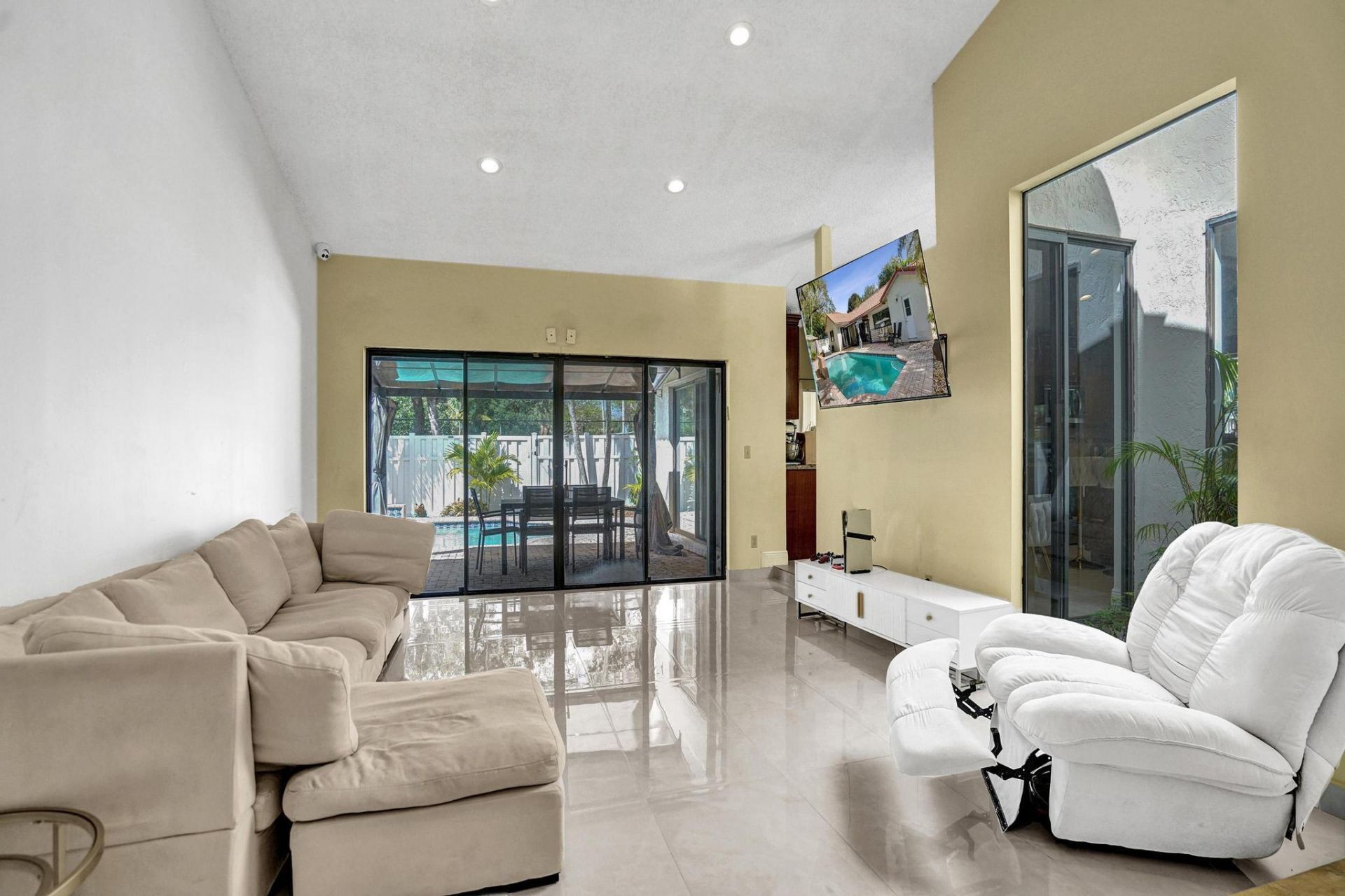 10527 Zurich Street, Cooper City, FL 33026 Photo