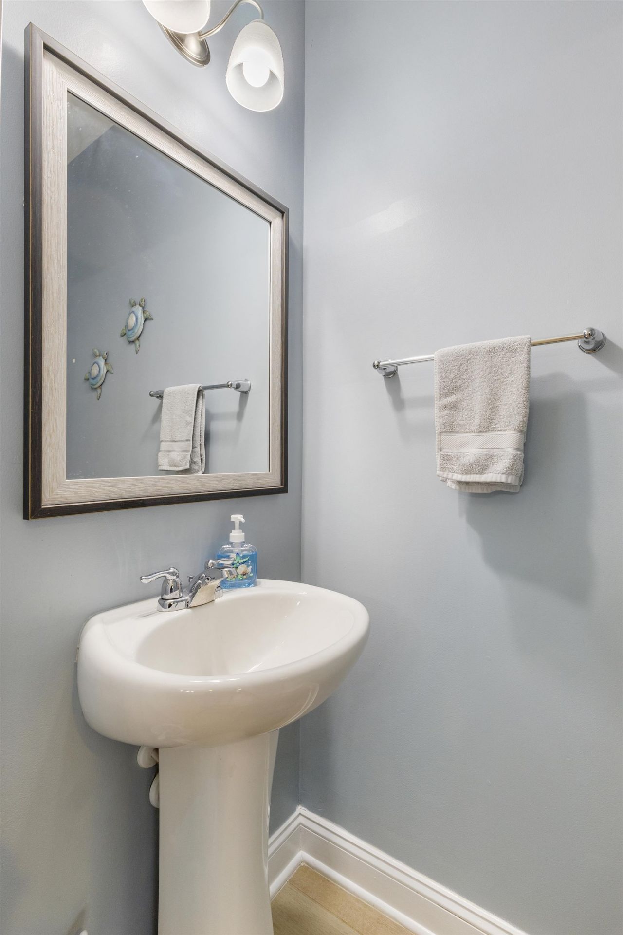 2404 Kings Bay Dr.  Photo 19