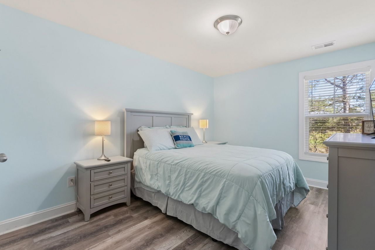 2404 Kings Bay Dr.  Photo 23