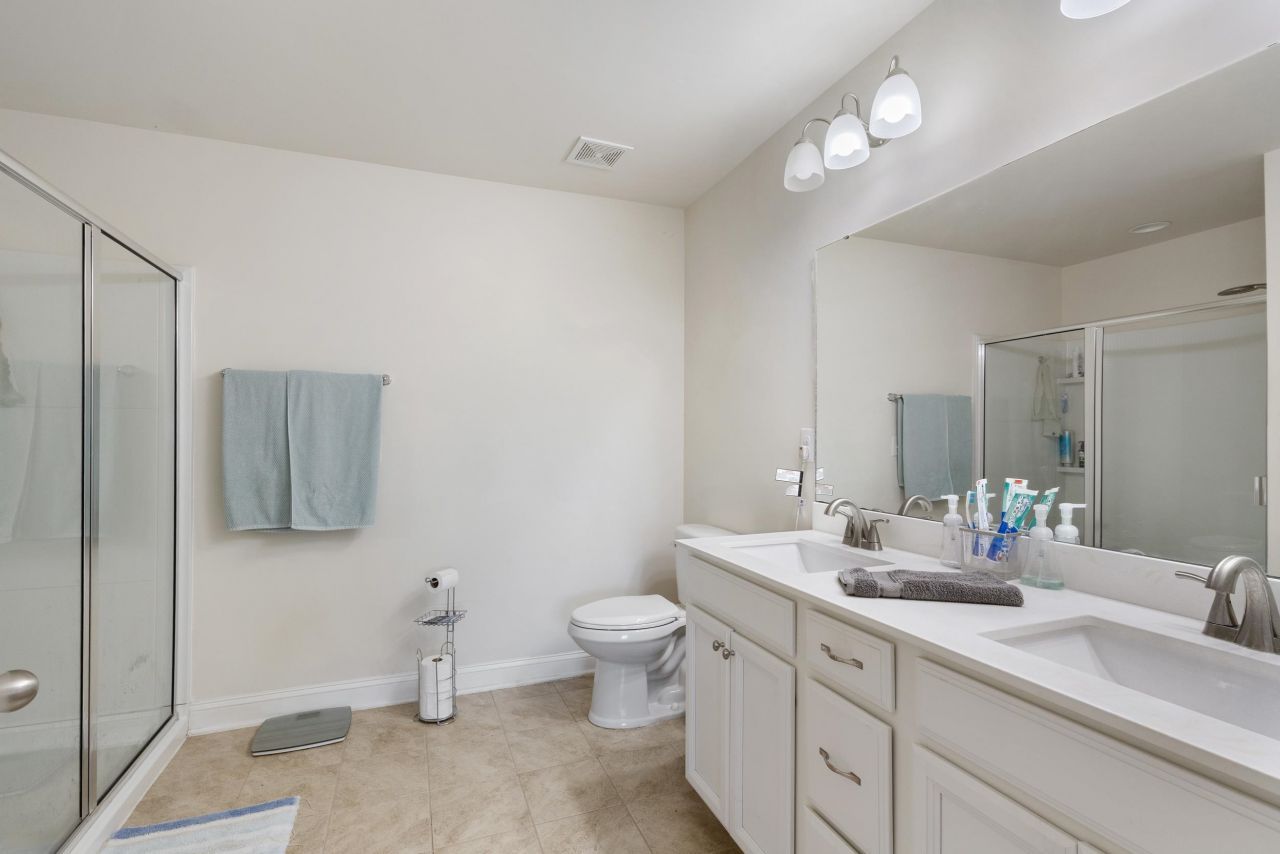 2404 Kings Bay Dr.  Photo 31