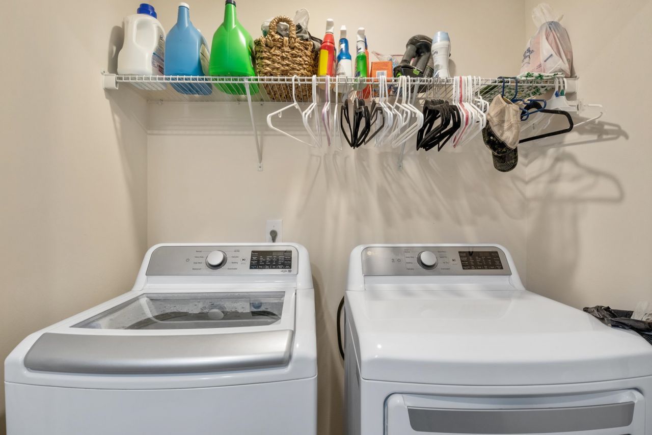 2404 Kings Bay Dr.  Photo 32