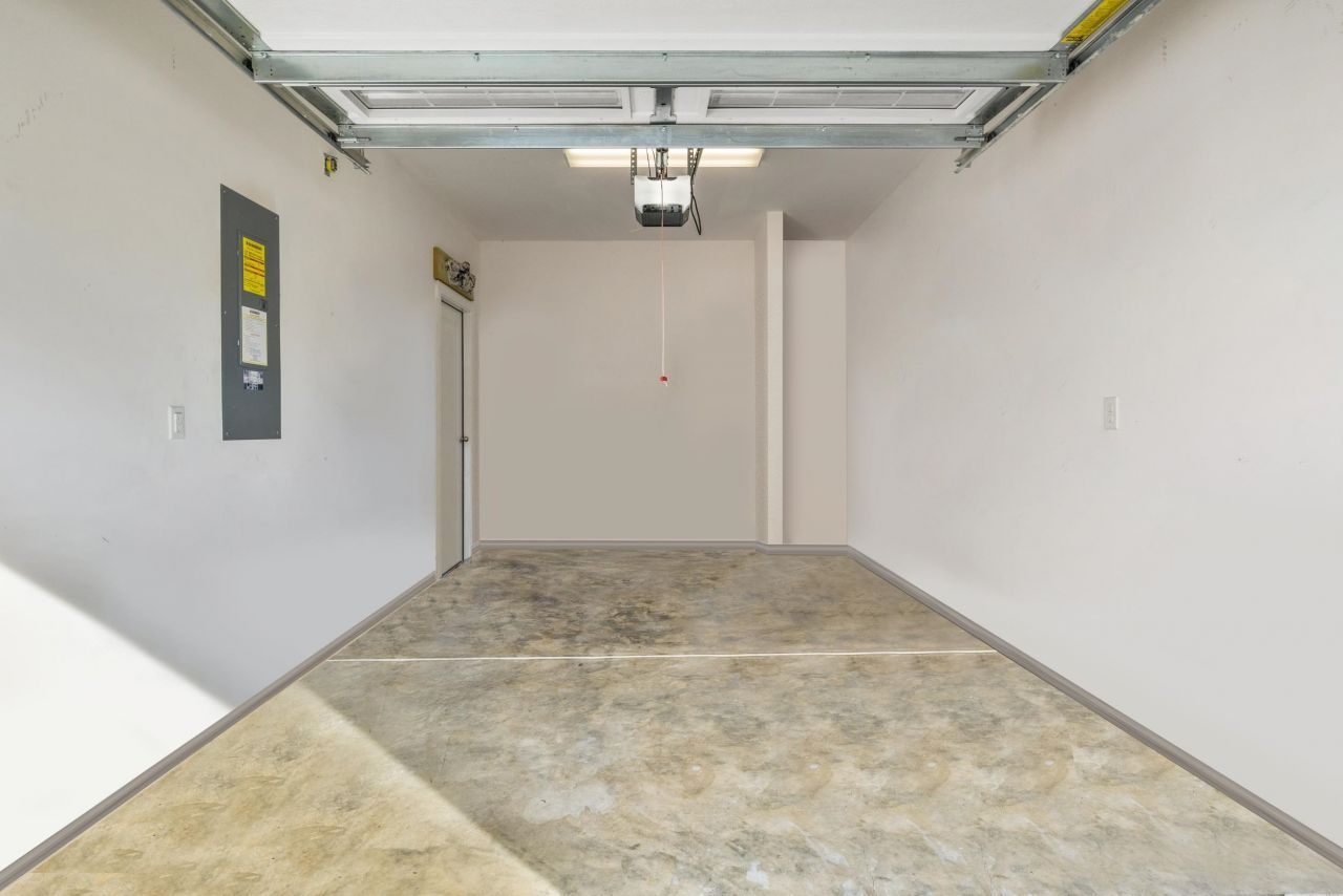 2404 Kings Bay Dr.  Photo 34