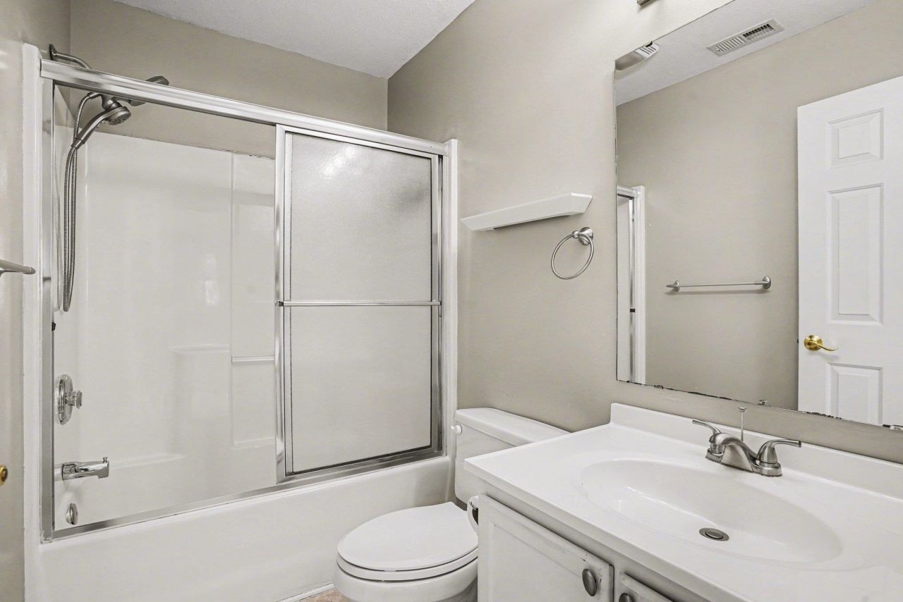 644 Brynfield Dr. Photo 18