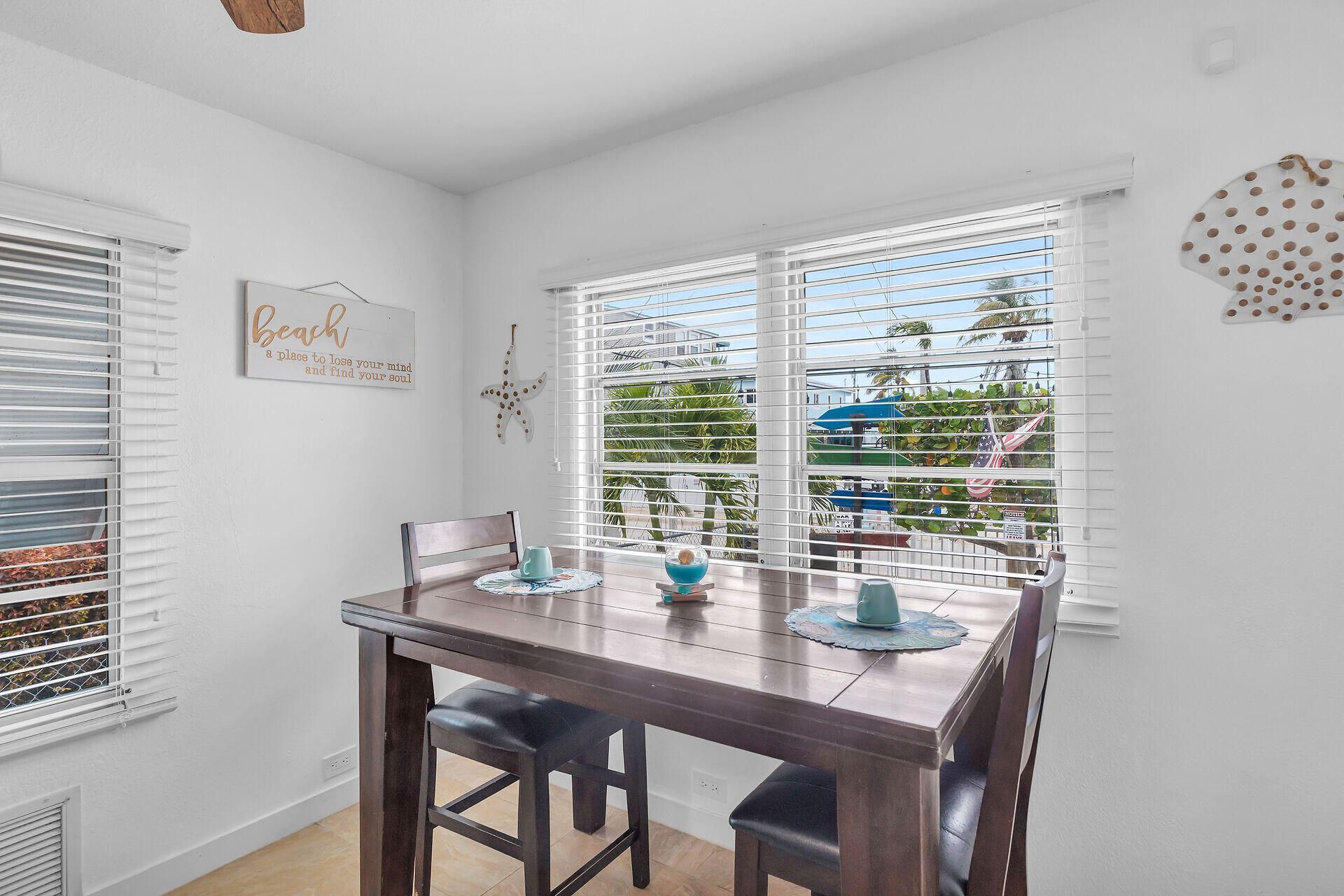 72 Avenue C, Key Largo, FL 33037 Photo