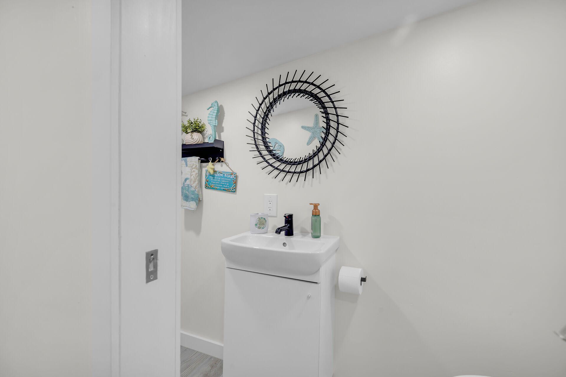 72 Avenue C, Key Largo, FL 33037 Photo