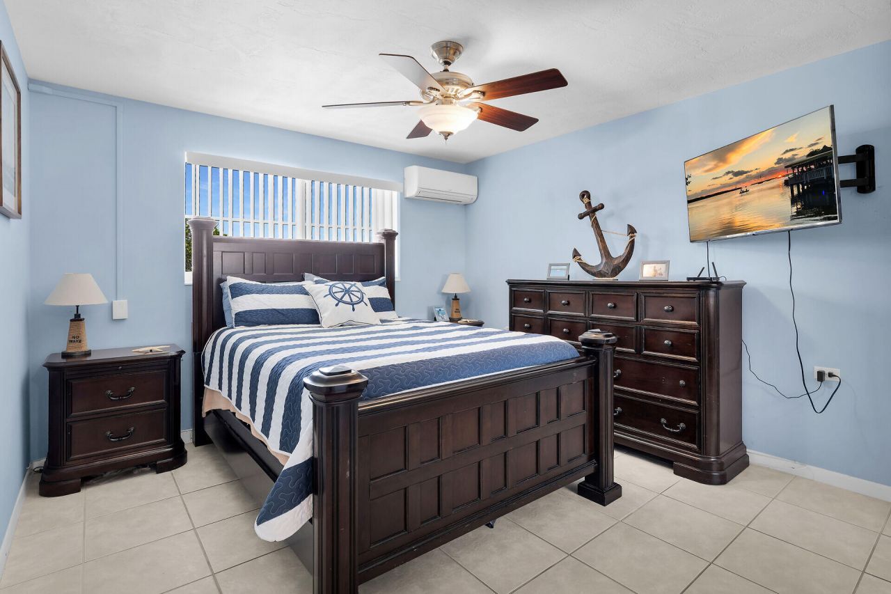 5301 Ocean Terrace, Unit APT 2, Marathon, FL 33050 Photo