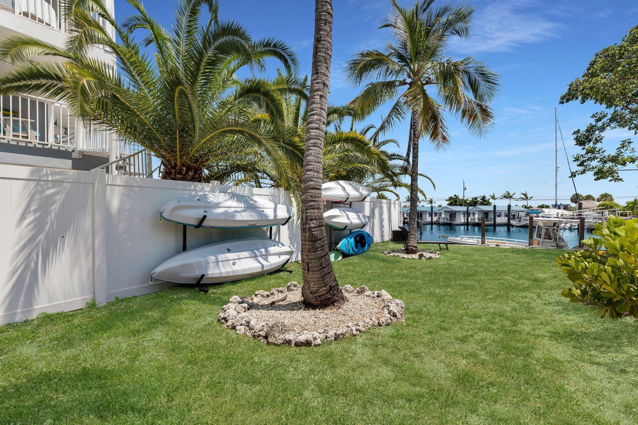 5301 Ocean Terrace, Unit APT 2, Marathon, FL 33050 Photo