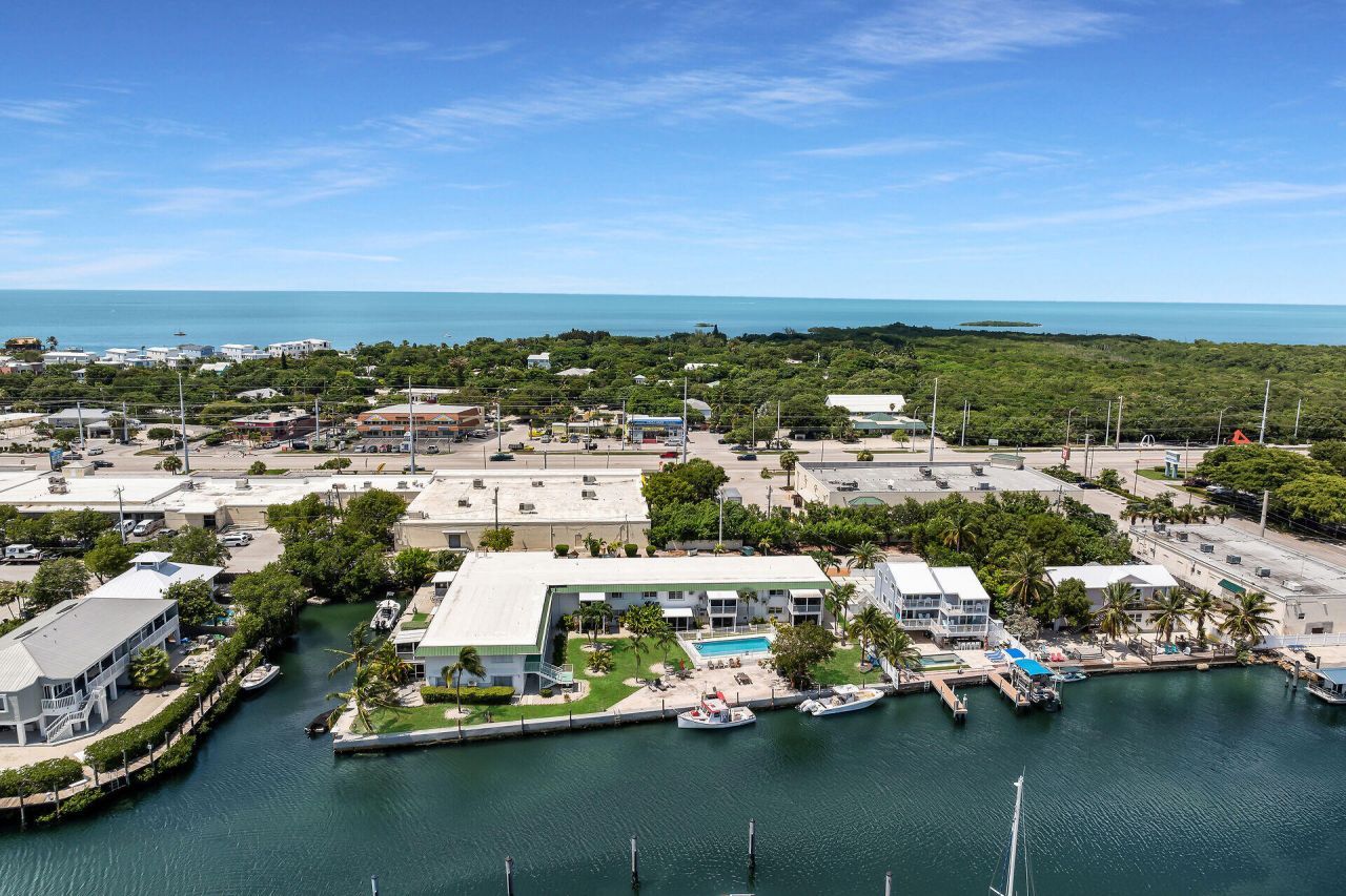 5301 Ocean Terrace, Unit APT 2, Marathon, FL 33050 Photo