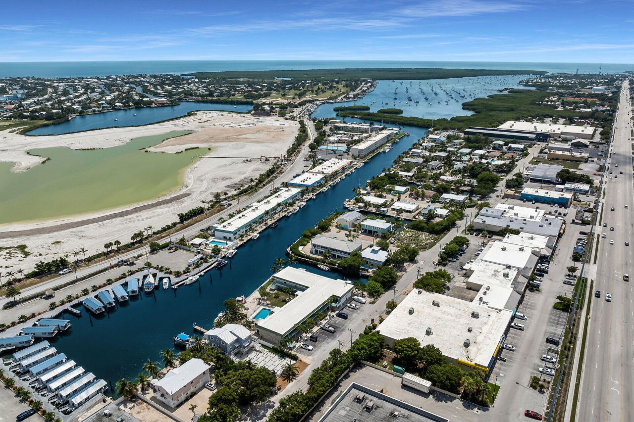 5301 Ocean Terrace, Unit APT 2, Marathon, FL 33050 Photo