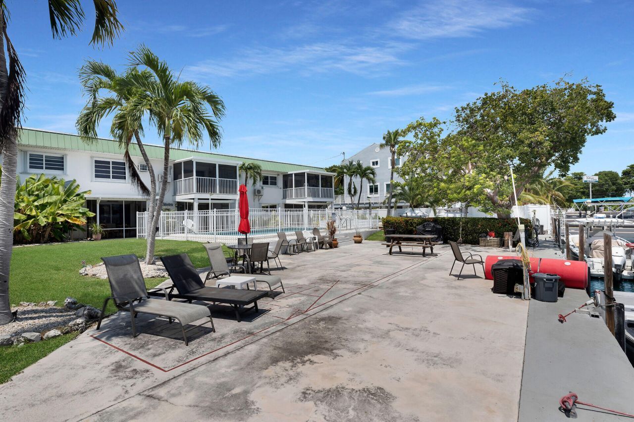 5301 Ocean Terrace, Unit APT 2, Marathon, FL 33050 Photo