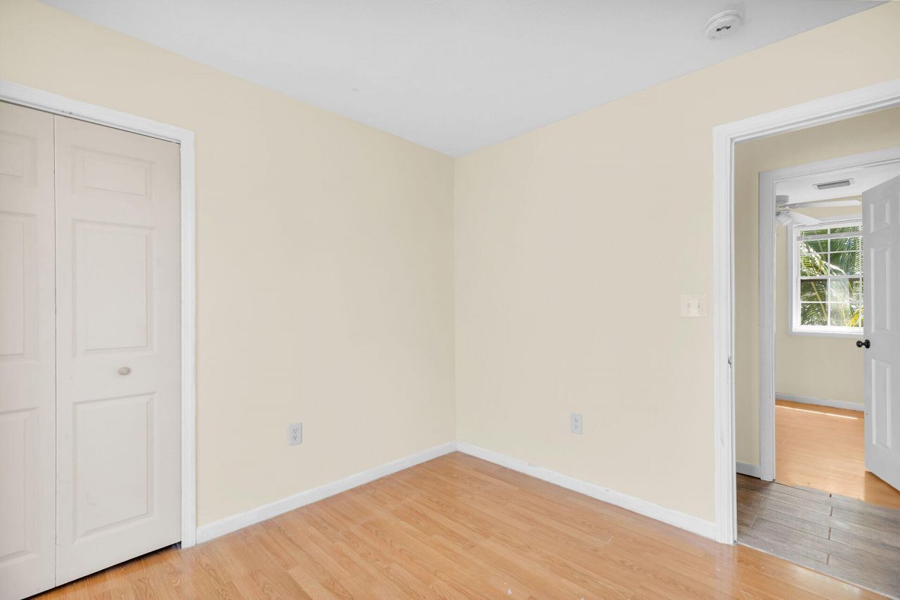 477 W 105th Street Ocean, Marathon, FL 33050 Photo