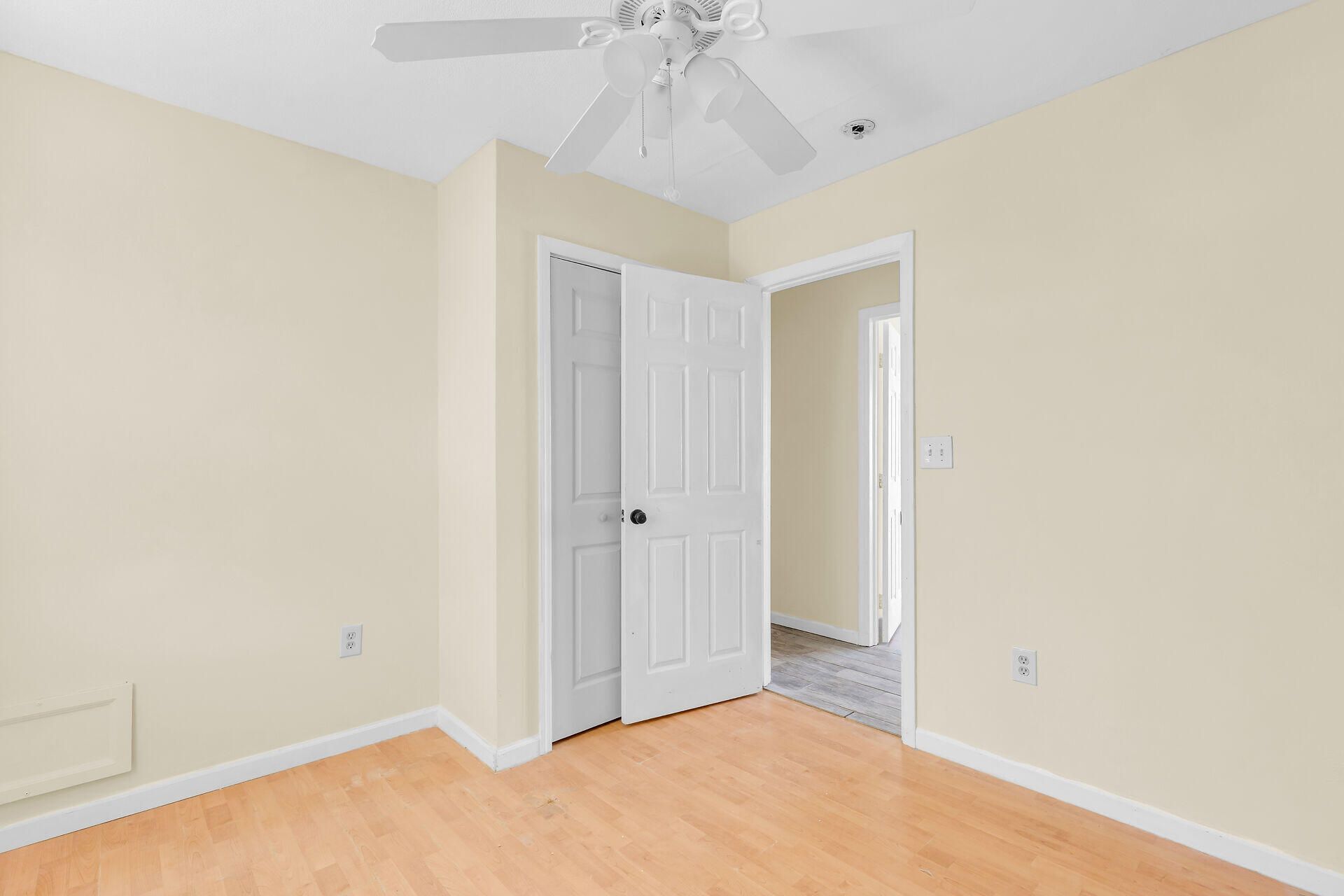 477 W 105th Street Ocean, Marathon, FL 33050 Photo