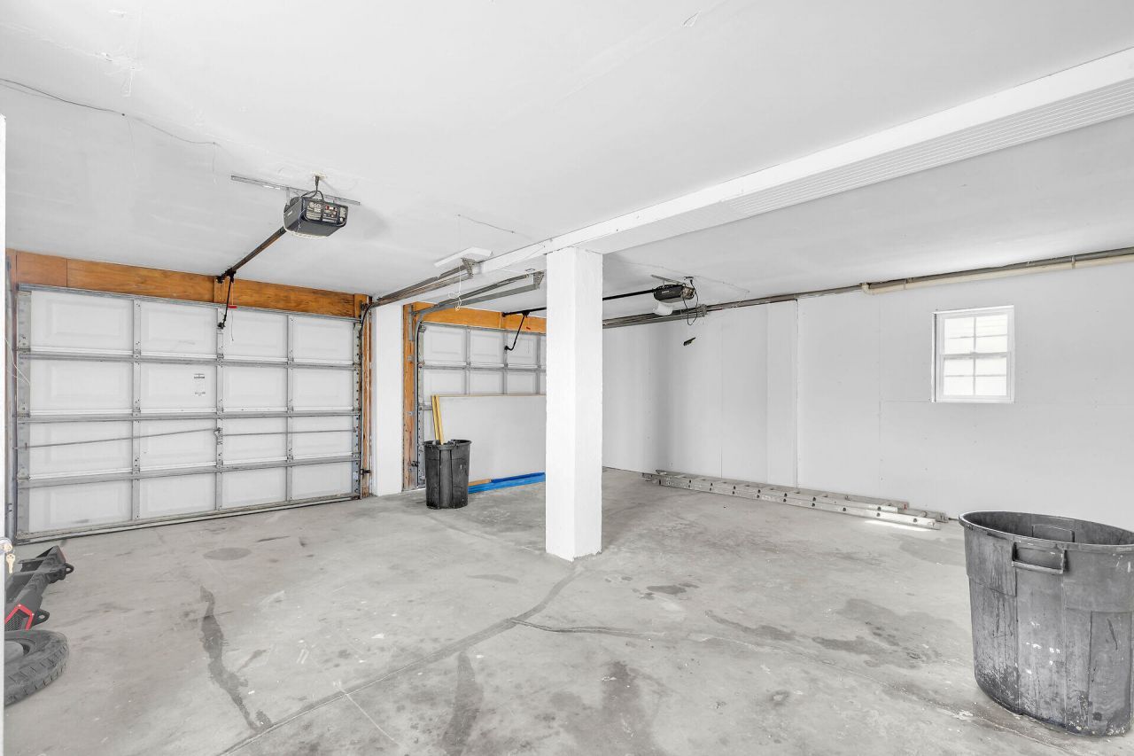 477 W 105th Street Ocean, Marathon, FL 33050 Photo