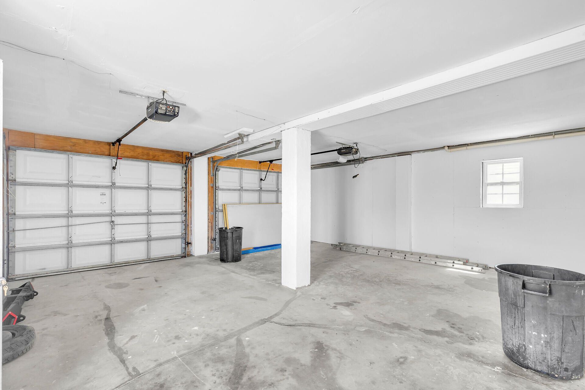 477 W 105th Street Ocean, Marathon, FL 33050 Photo