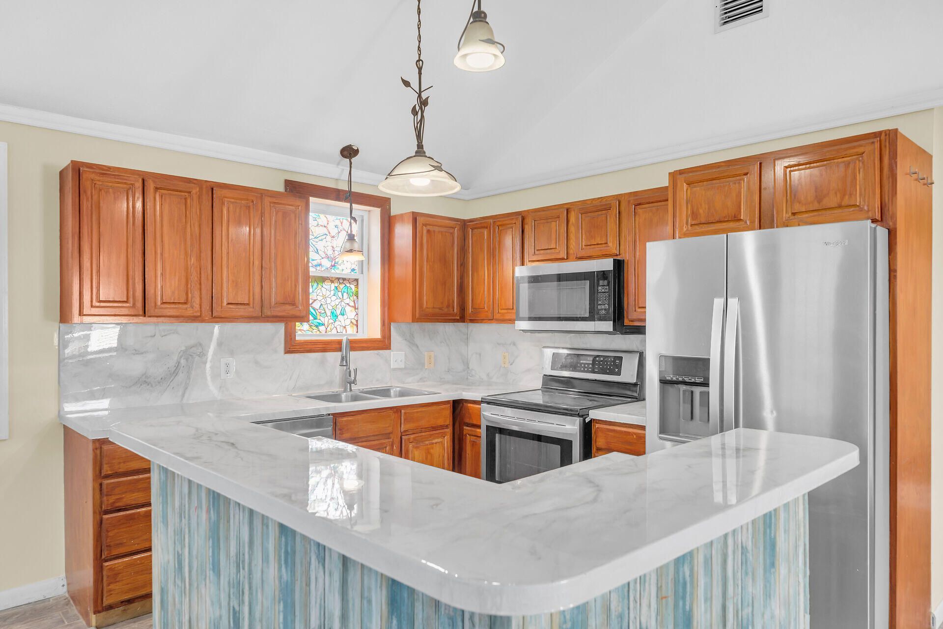 477 W 105th Street Ocean, Marathon, FL 33050 Photo