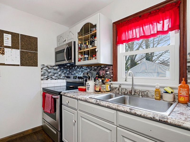 620 Salisbury Road, Columbus, OH 43204 Photo 14