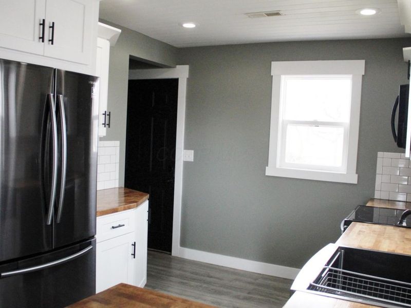 267 Pat Lane, Fairborn, OH 45324 Photo 3