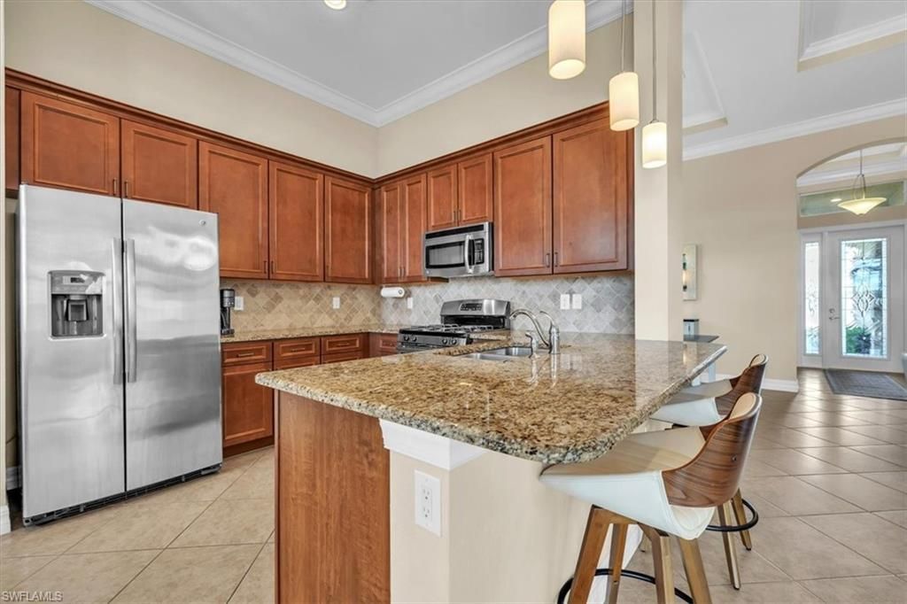 12617 Fairway Cove Ct, Fort Myers, FL 33905 Photo