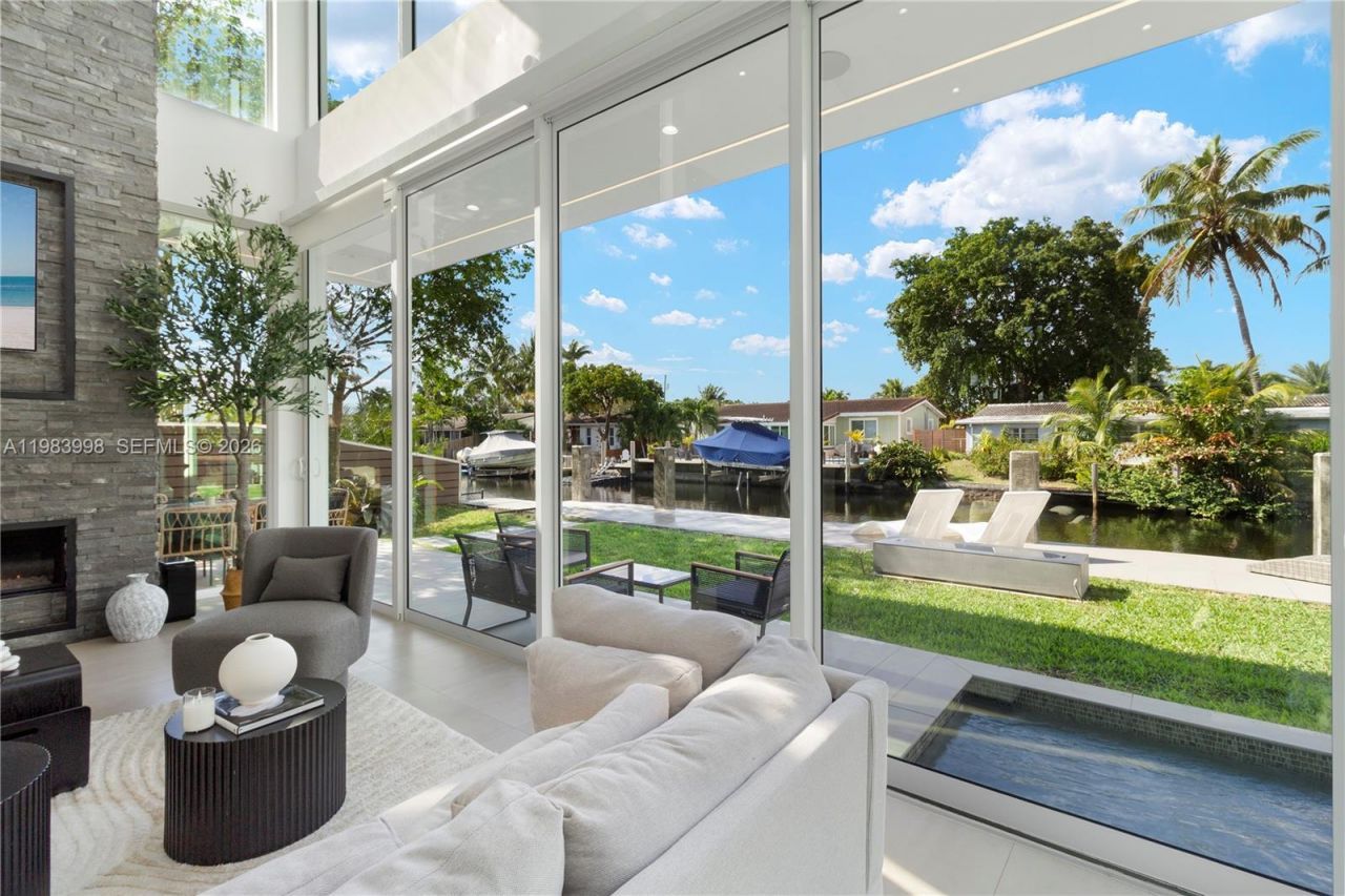 2217 NE 17th Ter, Wilton Manors, FL 33305 Photo