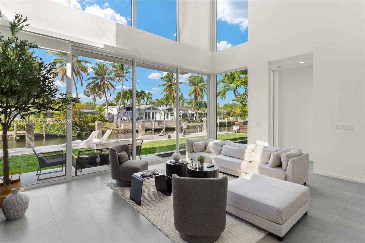 2217 NE 17th Ter, Wilton Manors, FL 33305 Photo