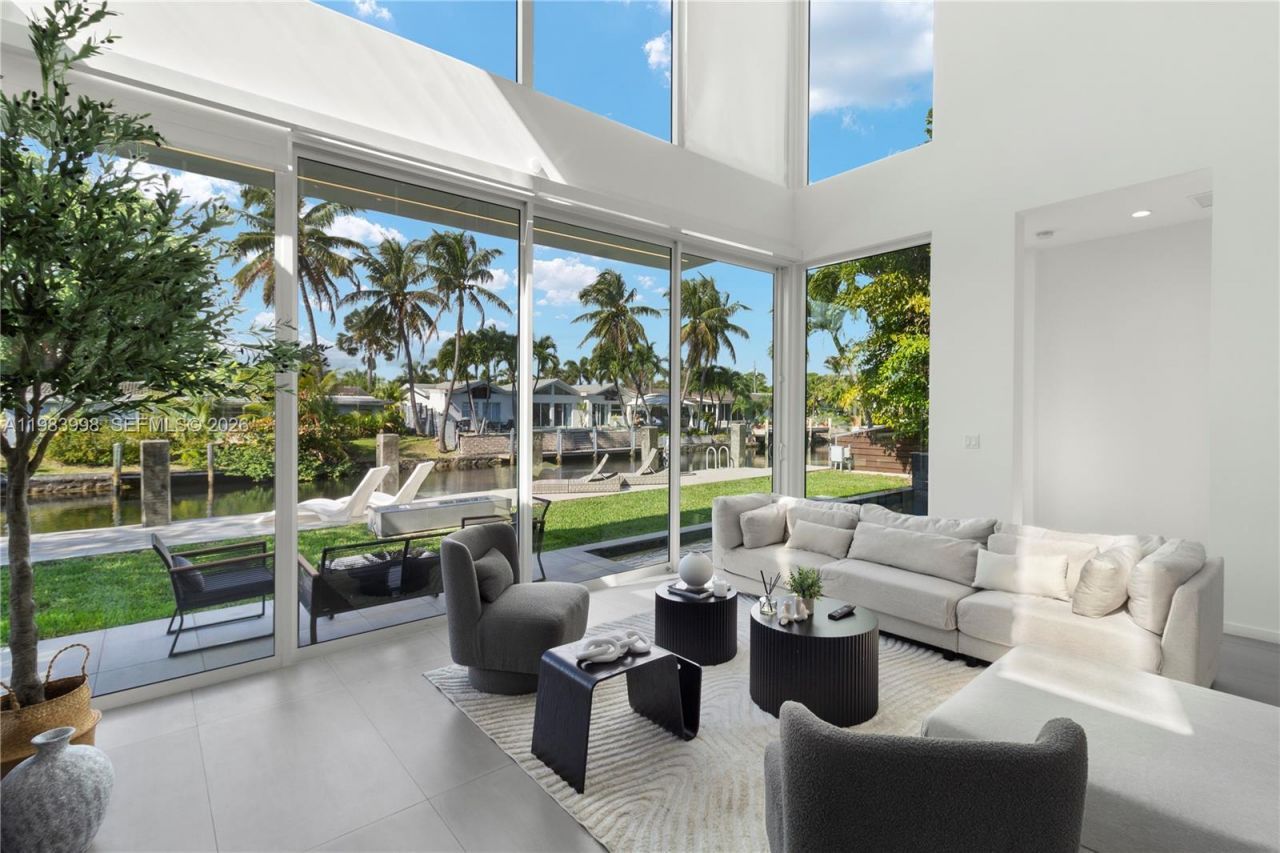 2217 NE 17th Ter , Wilton Manors, FL 33305 Photo