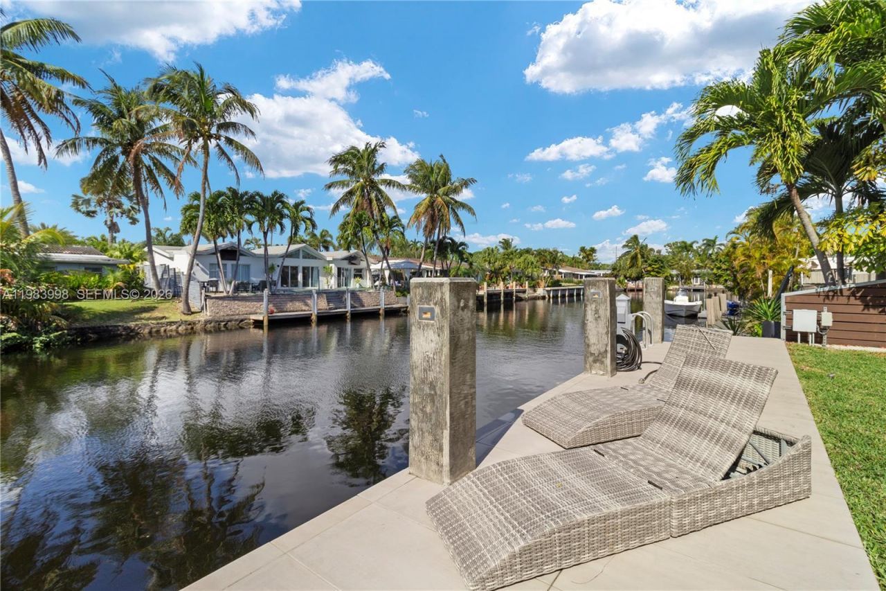 2217 NE 17th Ter, Wilton Manors, FL 33305 Photo