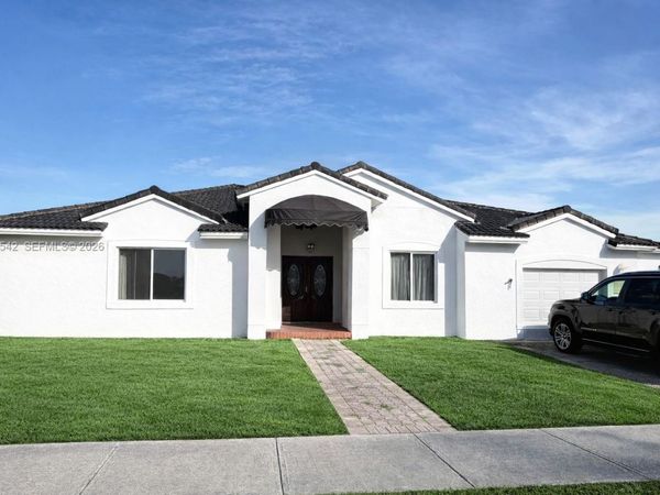 18121 SW 152nd Ct , Miami, FL 33187