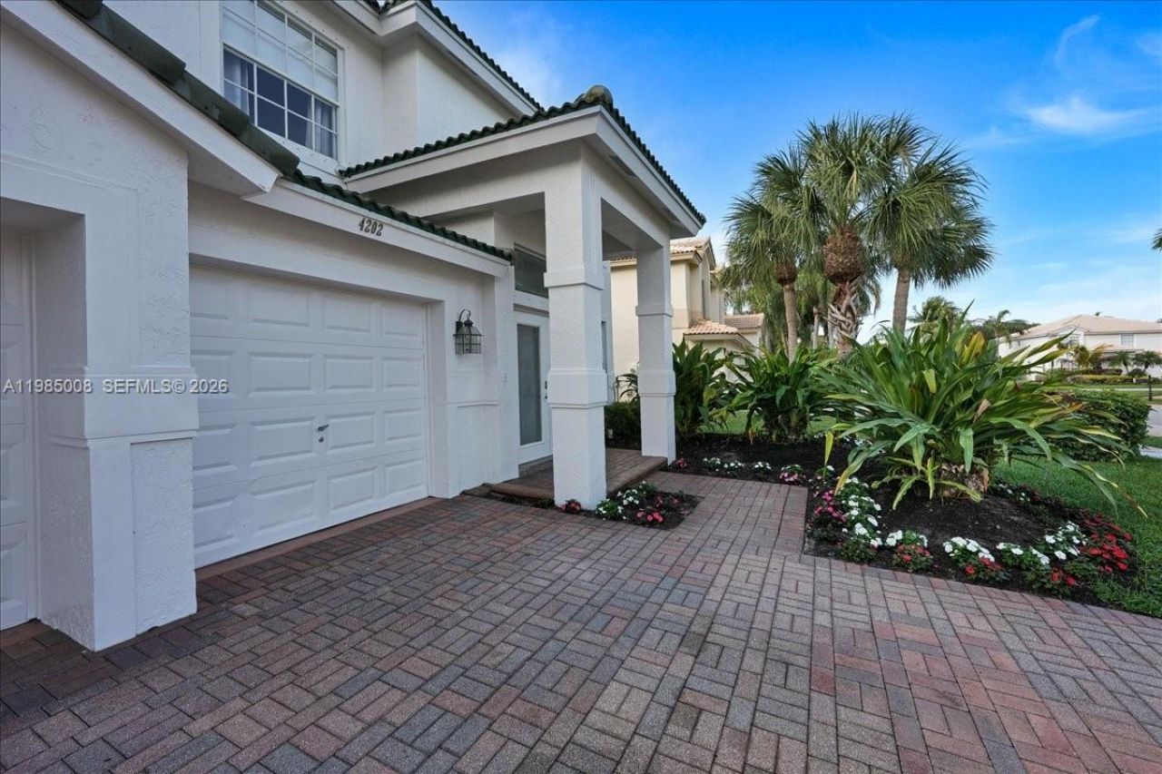 4202 Bahia Isle Cir , Wellington, FL 33449 Photo