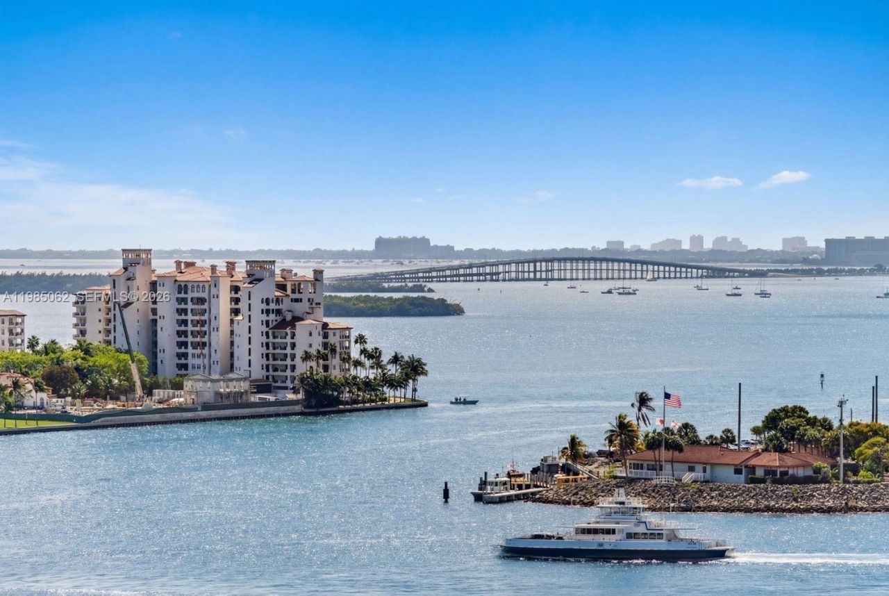 90 Alton Rd, Unit 1810, Miami Beach, FL 33139 Photo