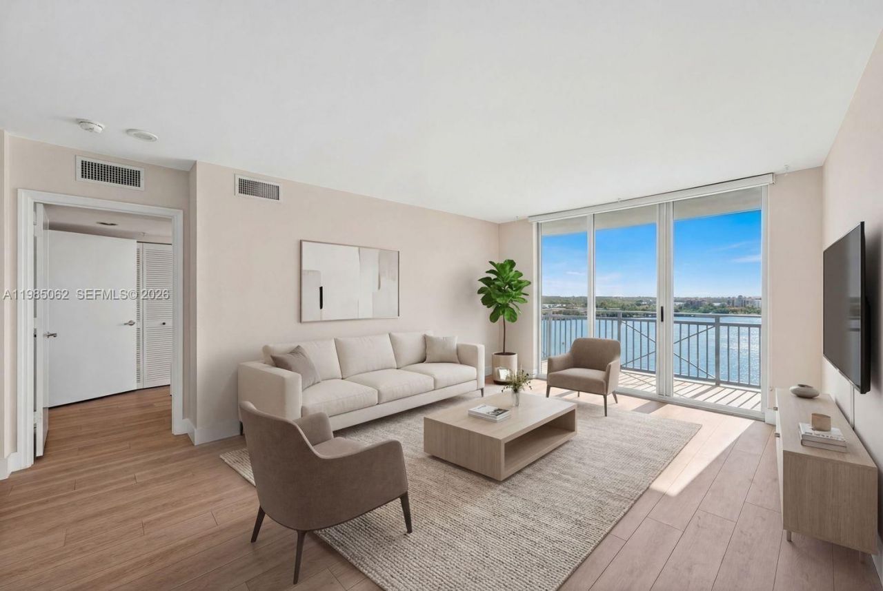 90 Alton Rd, Unit 1810, Miami Beach, FL 33139 Photo