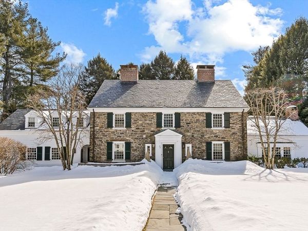 22 Valley Road, Wellesley, MA 02481