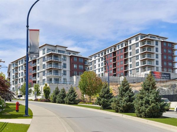 1114 Samar Cres, Unit 405, Langford, BC V9B 7C5