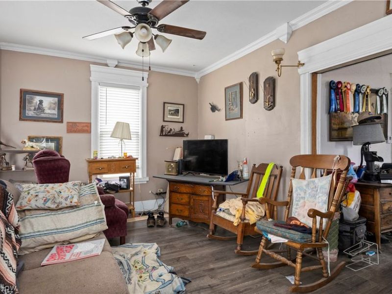 208 Glenwood Street, Elyria, OH 44035 Photo 6