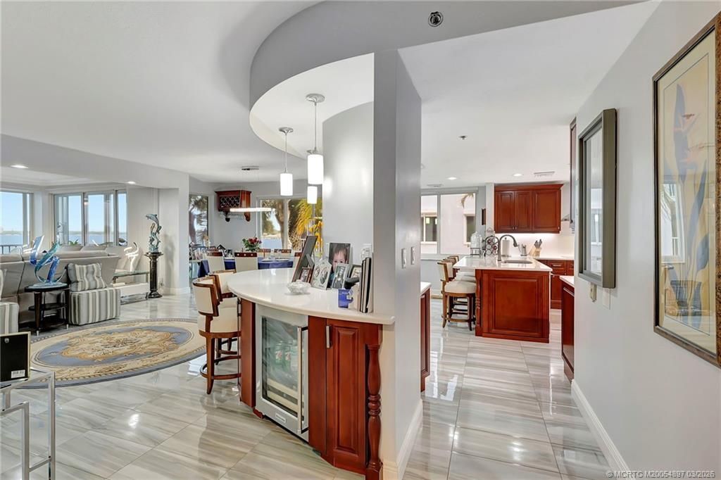 1140 SW Chapman Way, Unit 401, Palm City, FL 34990 Photo