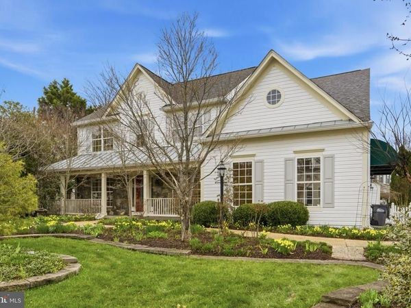 8215 KATIE LYNN COURT, GAINESVILLE, VA 20155