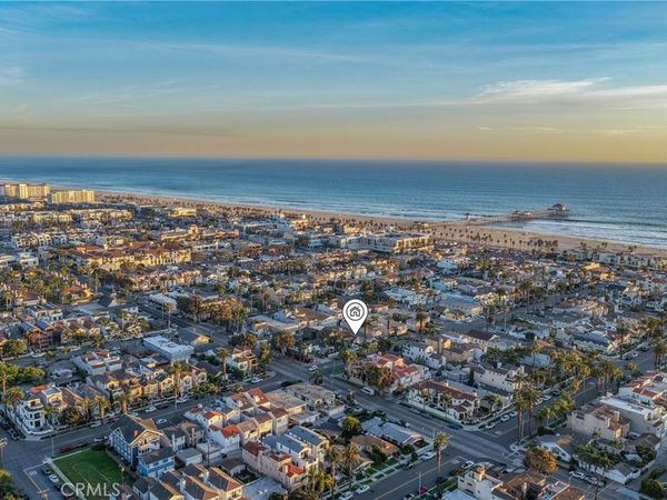 318 8th Street, Huntington Beach, CA 92648
