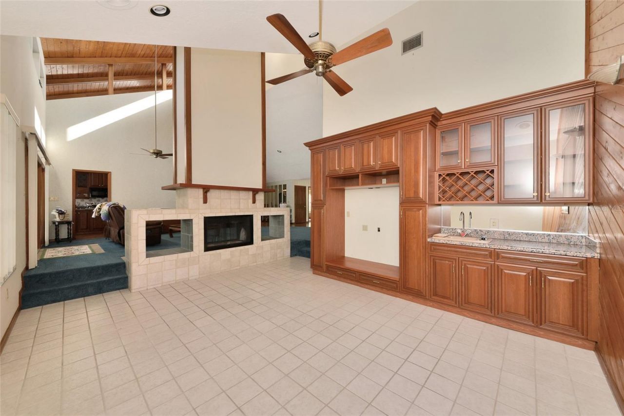 1316 Riverview Circle, Bradenton, FL 34209 Photo