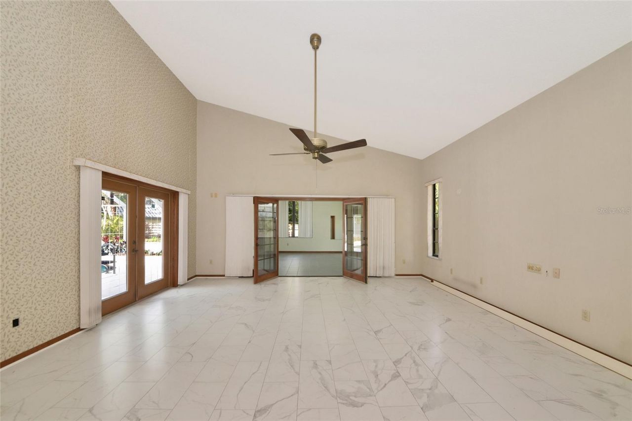 1316 Riverview Circle, Bradenton, FL 34209 Photo