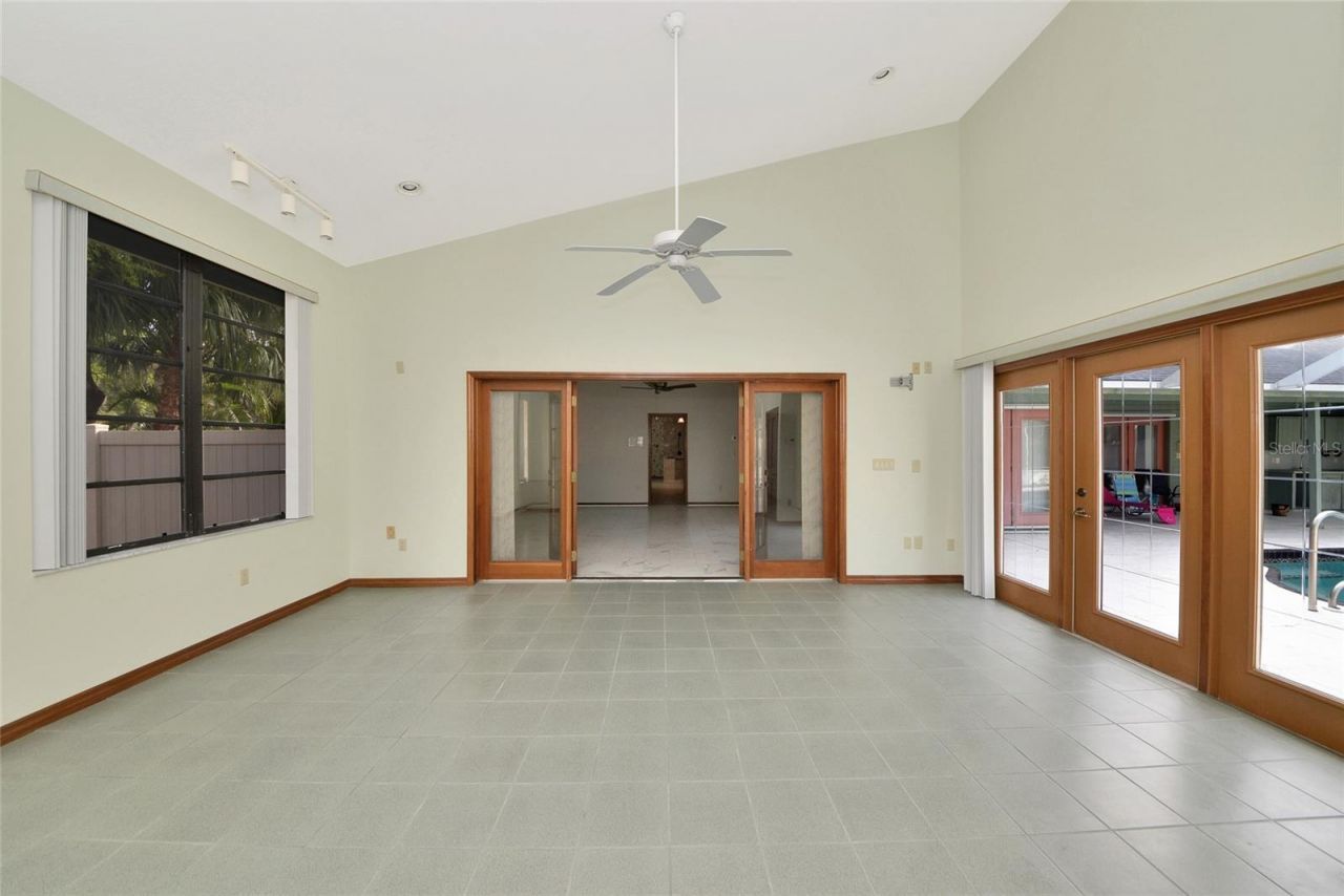 1316 Riverview Circle, Bradenton, FL 34209 Photo