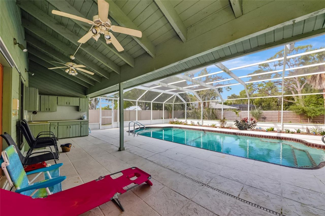 1316 Riverview Circle, Bradenton, FL 34209 Photo